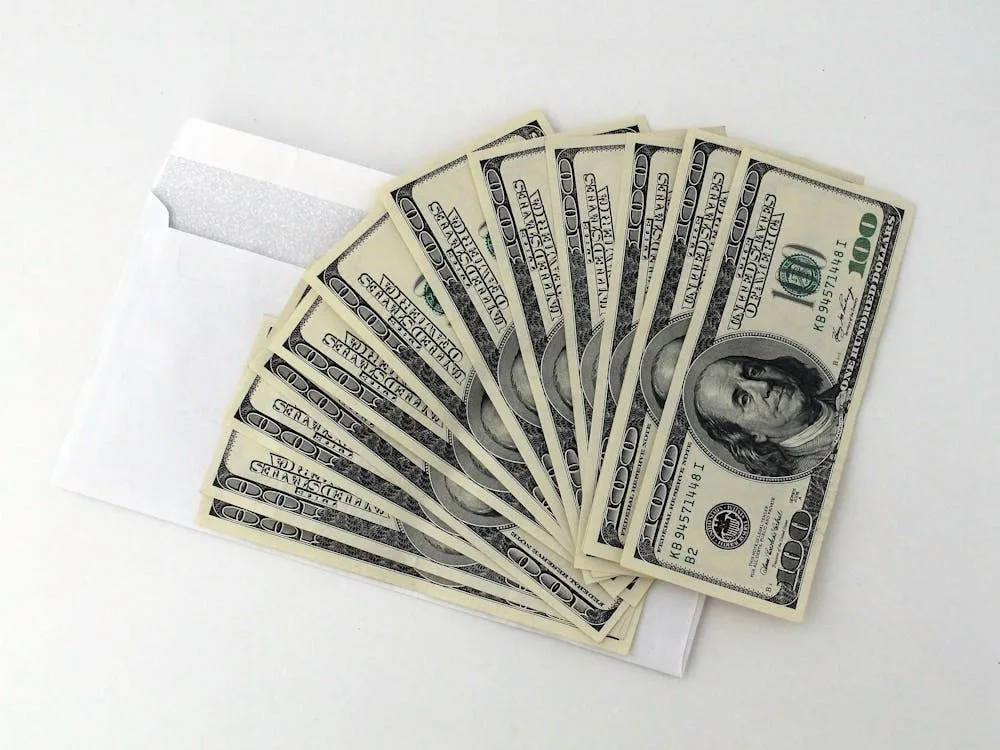 trader money